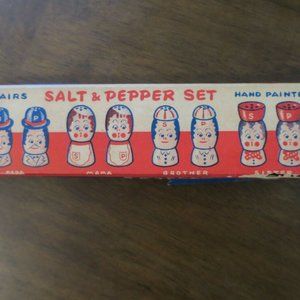 Vintage Wooden Family Hand Painted Salt & Pepper Set 4 Pairs Japan Orig. Box